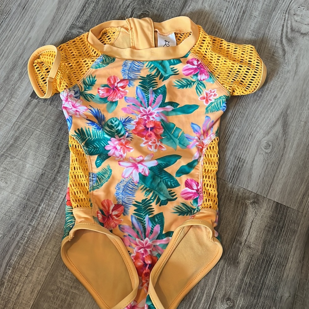 Girls Swimsuits